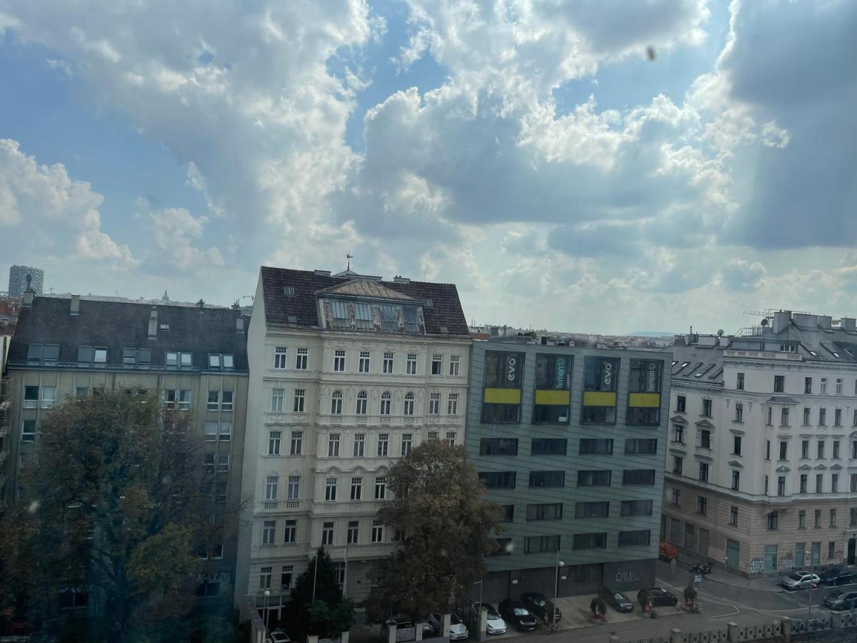 Rooftop Room With Terrace. Вена Экстерьер фото